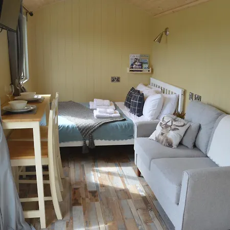 Middlehead Huts Feriehus *