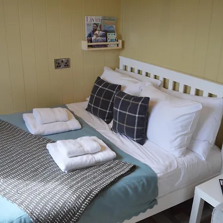 Middlehead Huts Ferienhaus
